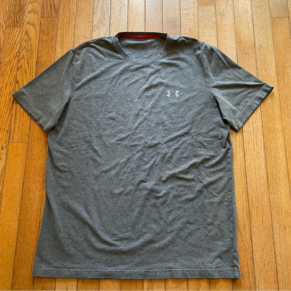 Under Armor T-Shirt All Gray Men’s Large